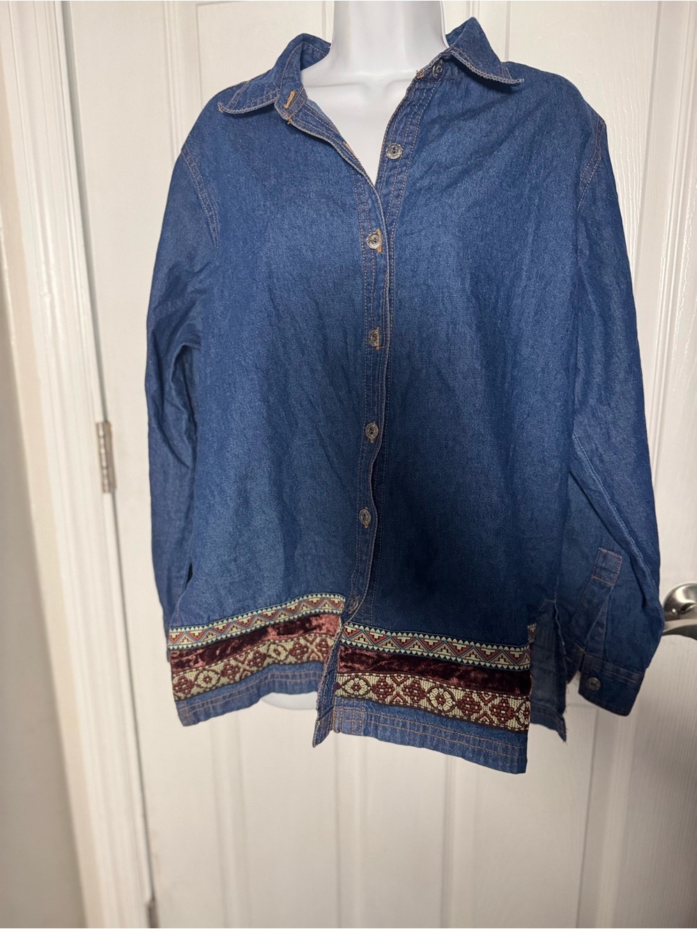 Willow Ridge VTG Blue Denim Button-Front Shirt with Gold Stitching